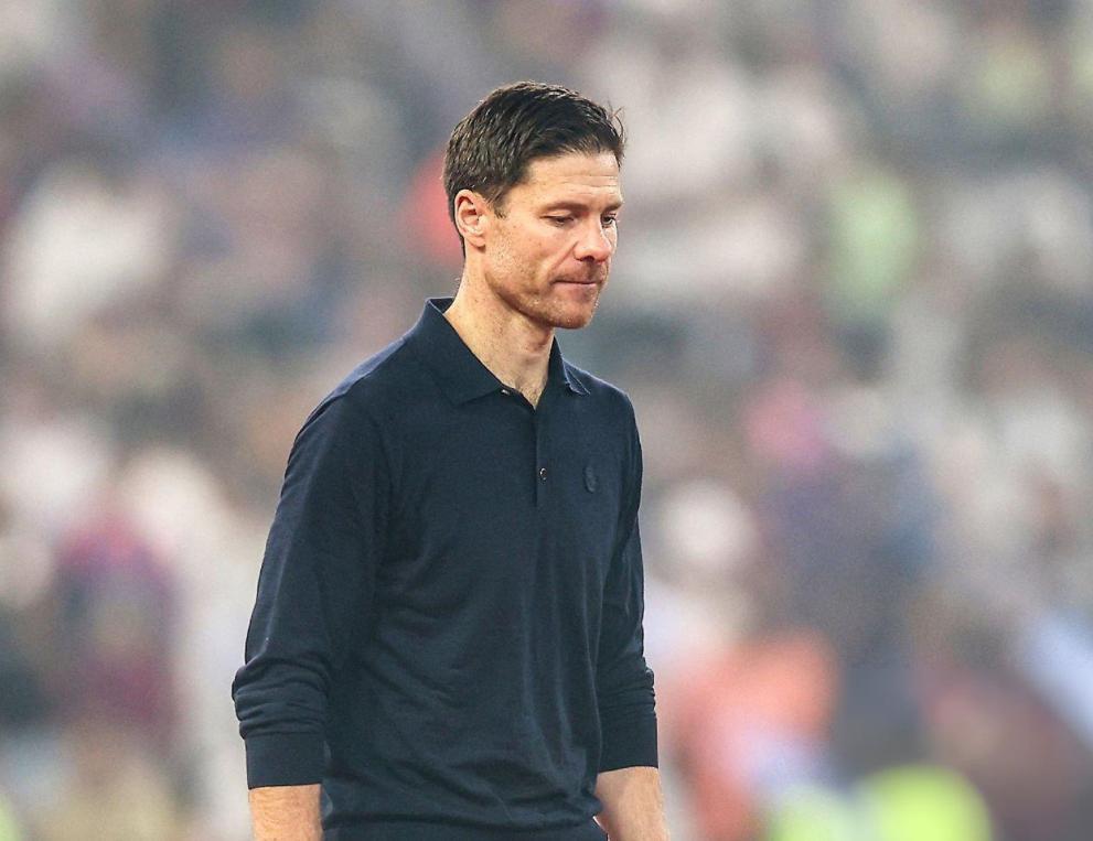 星空体育-下一站安菲尔德?阿隆索领跑利物浦新帅预测排名,斯洛特会下课吗