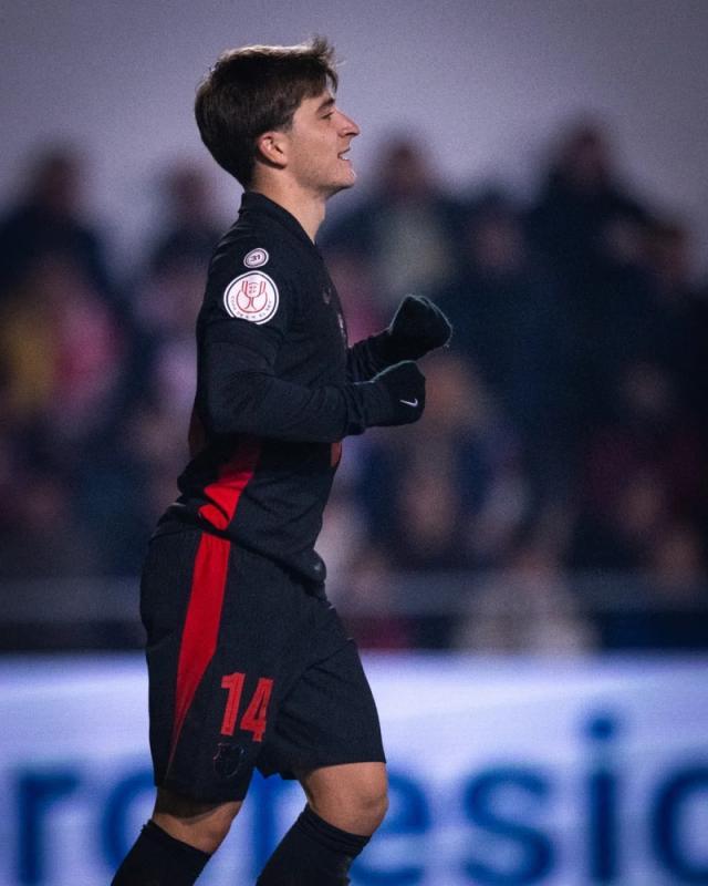 星空体育官方入口-【国王杯】莱万梅开二度，巴萨客场4比0大胜晋级16强