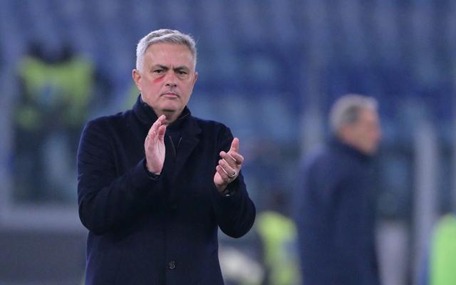 1676859808060059481.jpg 星空体育在线登录-穆里尼奥:我岁数大了不需要称赞 但是球员们需要