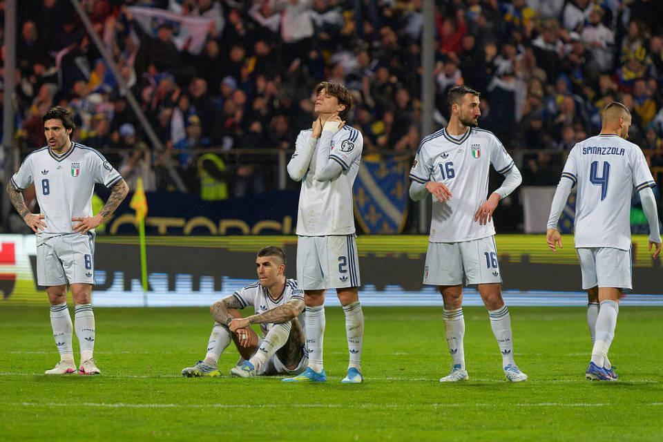 星空体育在线登录-FIFA最新排名：法国超越西班牙登顶 意大利升第12 国足跌至第94位